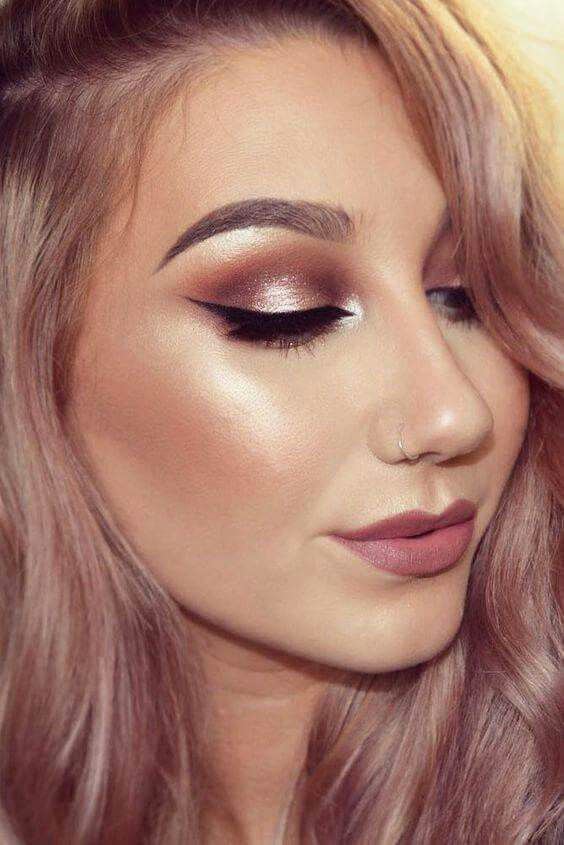 24 Charming Rose Gold Makeup Looks from Day to Night