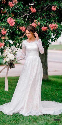 30 cute modest wedding dresses to inspire mariage automne robe 2 1