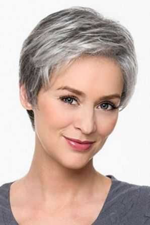 coiffure courte femme sur cheuveux gris