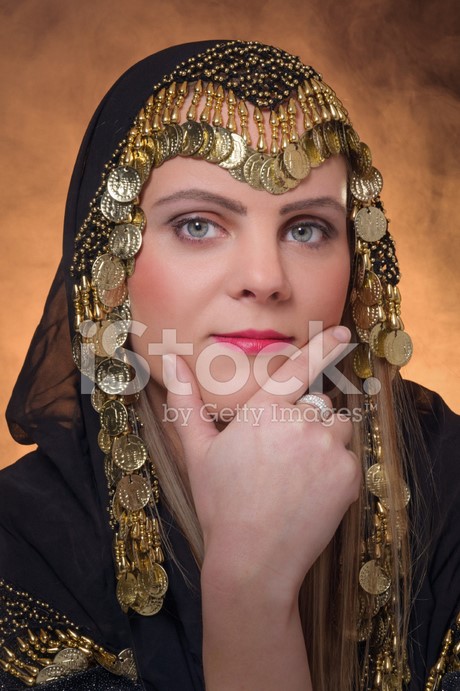 Coiffure femme arabe