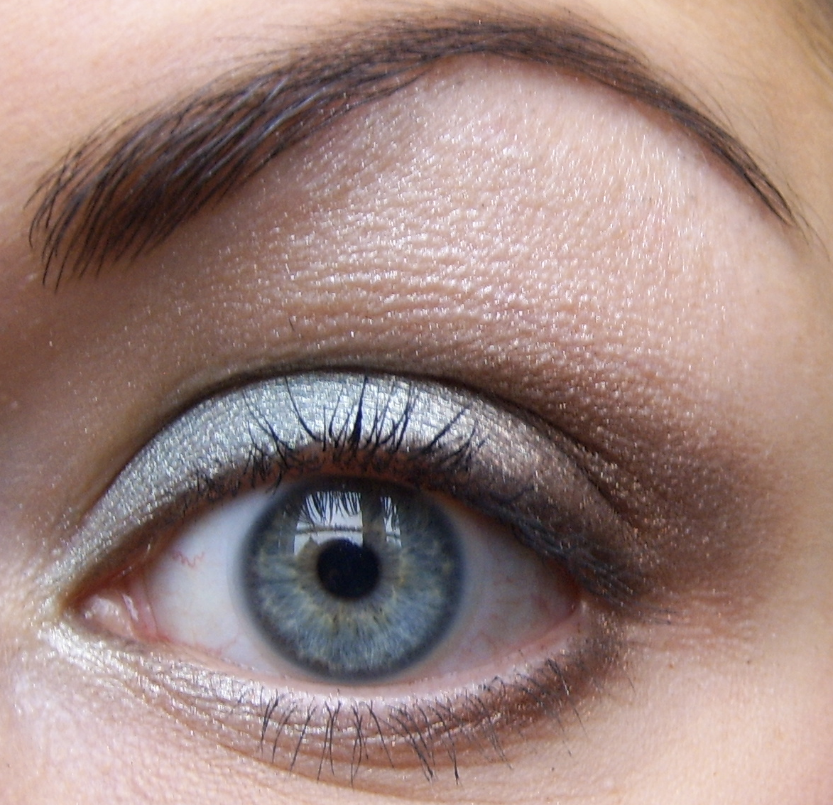 Marie Love Cosmetics: Maquillage bleu/gris et brun avec la