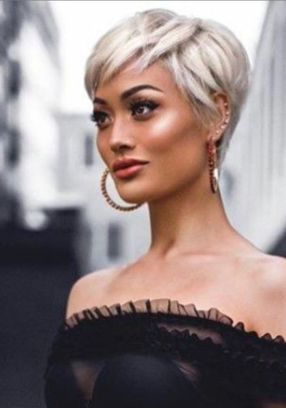 Tendance 20 plus belles exemples coiffure courte femme à la mode